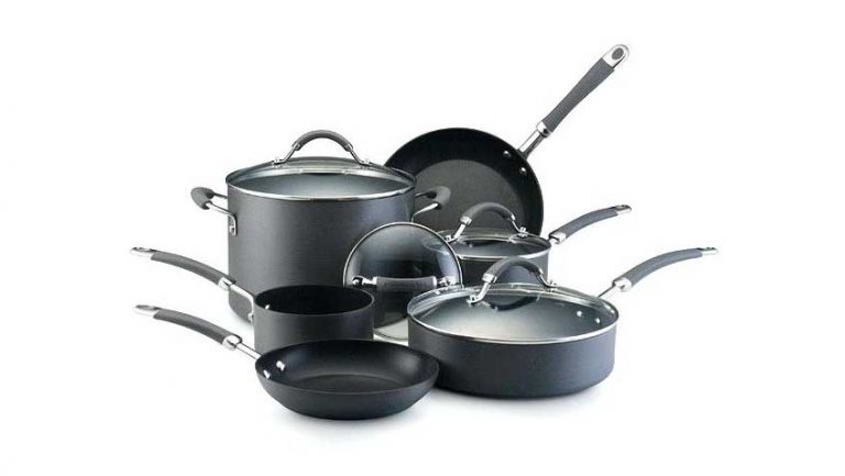 Read more about the article Kitchenaid Hard Anodized Nonstick Cookware Review